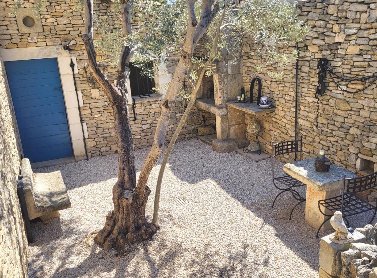 "La Massette Du Cheval Blanc" Villa De Caractere En Pierre LʼIsle-sur-la-Sorgue Exterior foto